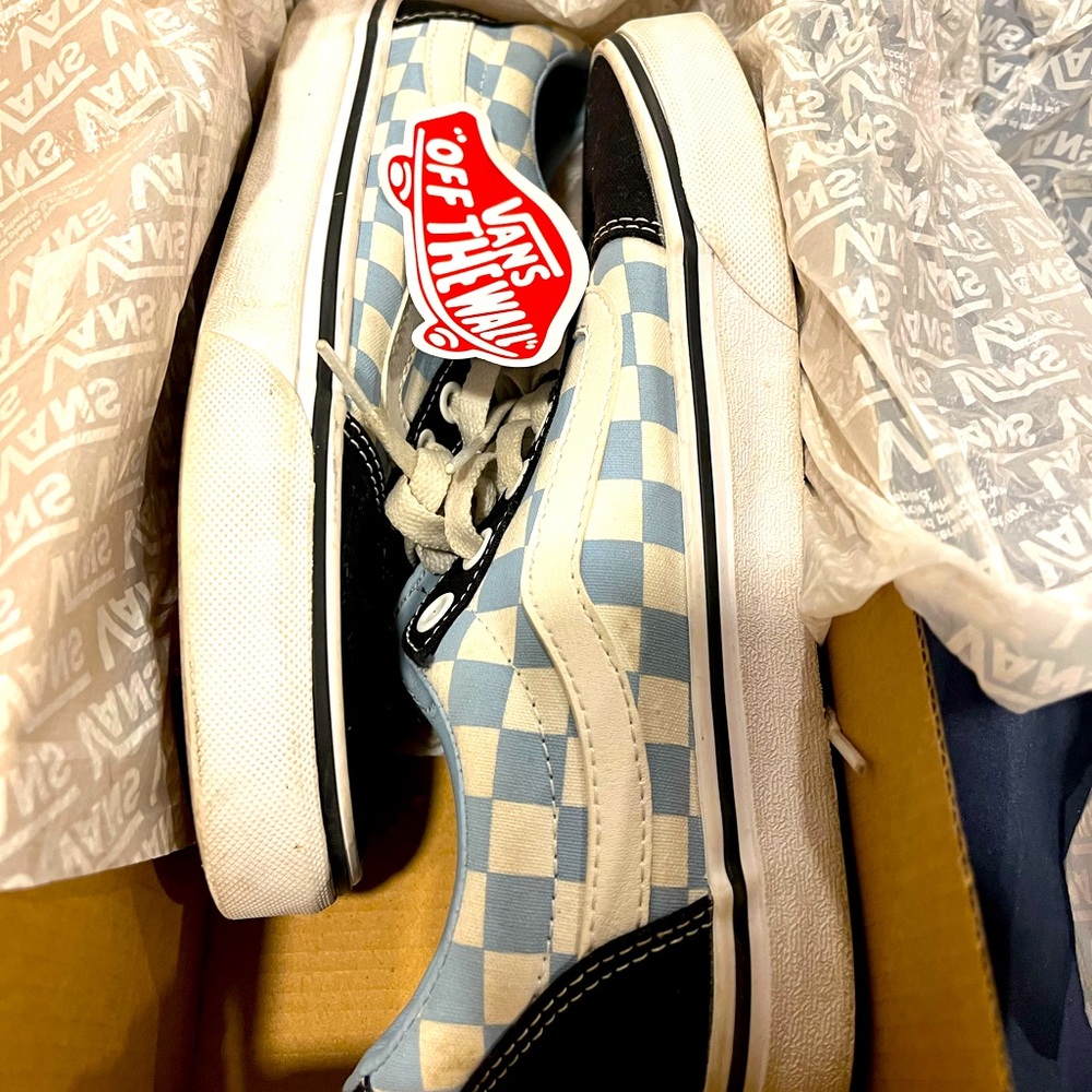 Vans like new